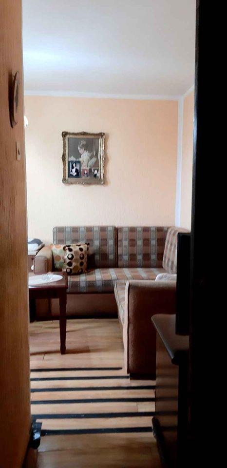 Prodaja-Podgorica-Gintas-Lepa-Kata-jednodoban-uredan-manji-s