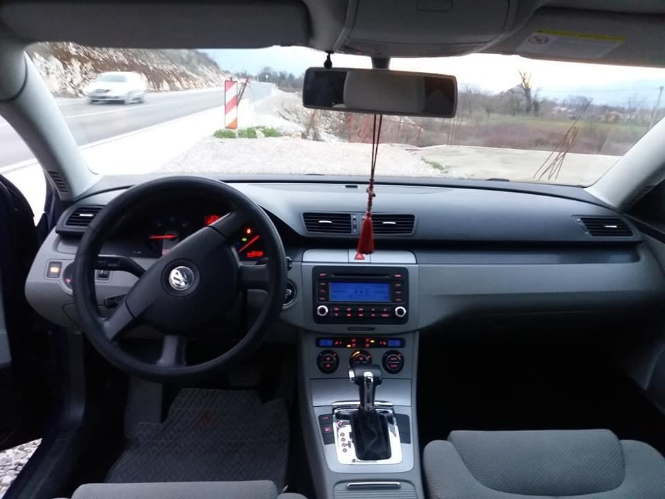 U-extra-stanju--Registrovan-gidinu-uradjen-veliki---mali-ser