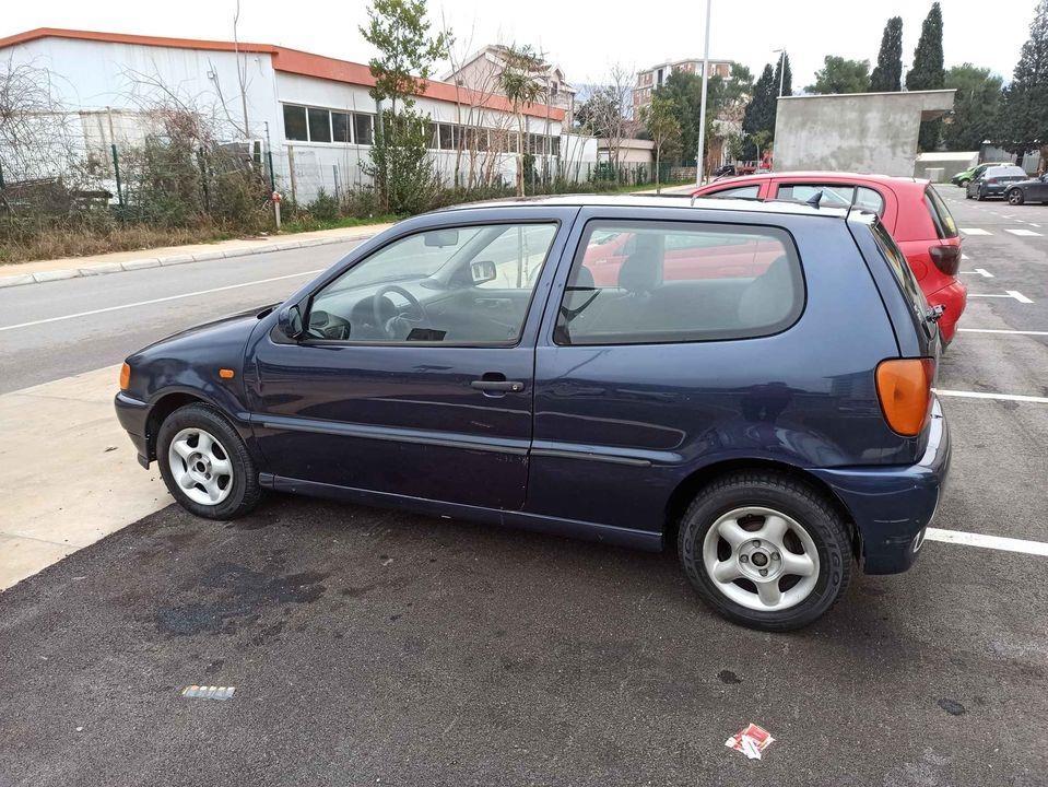 VOLKSWAGEN-POLO-1-4