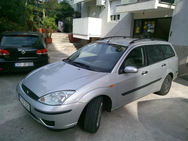 Ford Focus -02 Hitno TopAuto