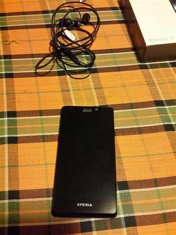 Sony XPERIA T