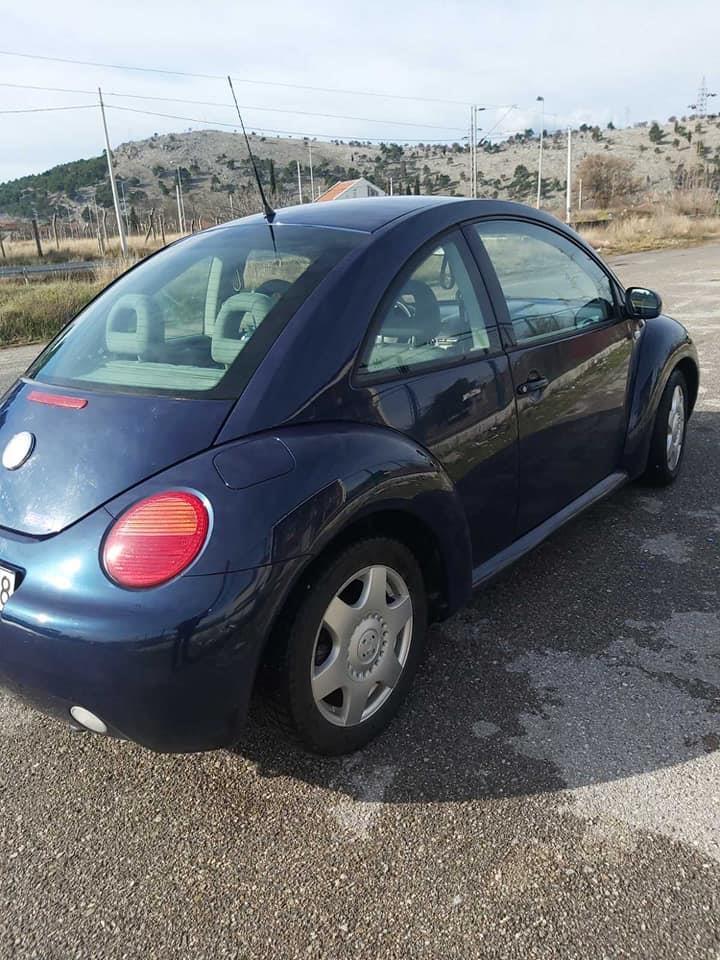 069400772
