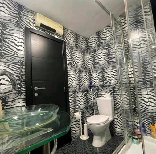 PRODAJA!!!Dvosoban stan povrsine 78m2,Cetinje,Divizija