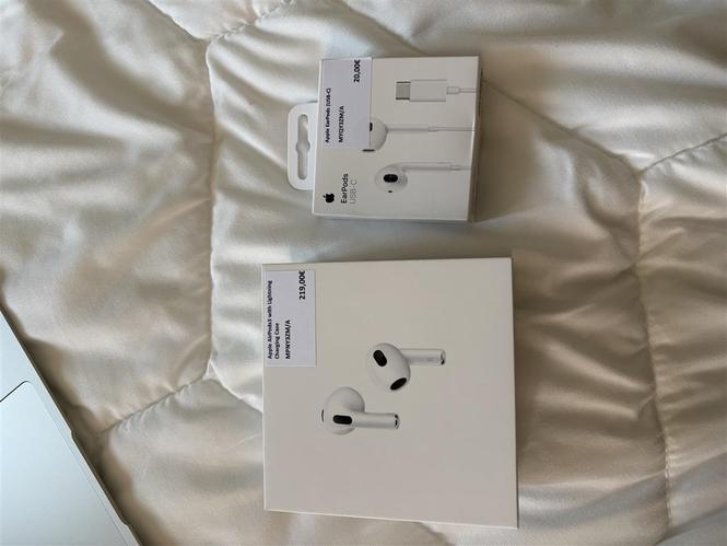 AirPods 3rd generation Apple