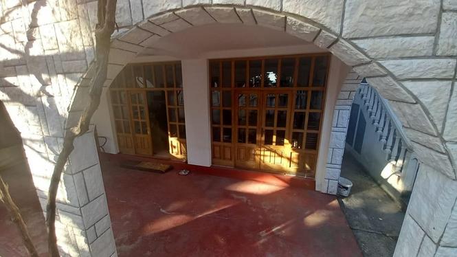 Sutomore, objekat sa restoranom, 600m od mora