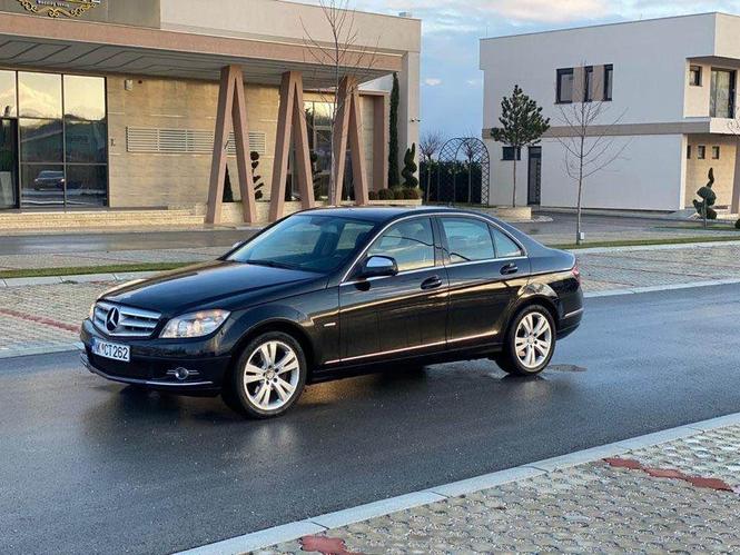 Mercedes-Benz C220 cdi 125 kw . 2007.godiste