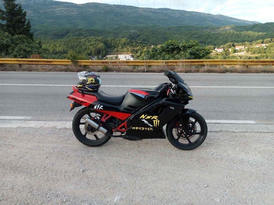Honda-nsr-125cc-r