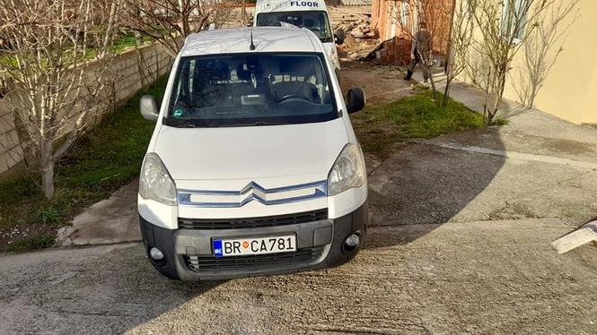 Citroen Berlingo 1.6 hdi 66 kw 2010 god.