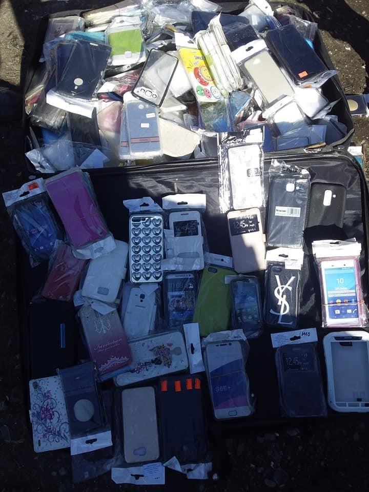 Prodaja-maska-za-svaki-telefon-ima-ih-preko-hiljadu-maska-sa