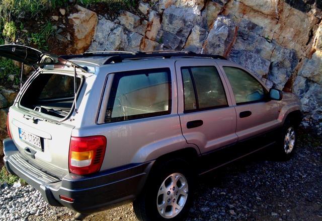 Jeep-Grand-Cherokee--01