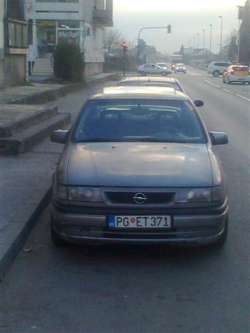 Opel Vectra - 94