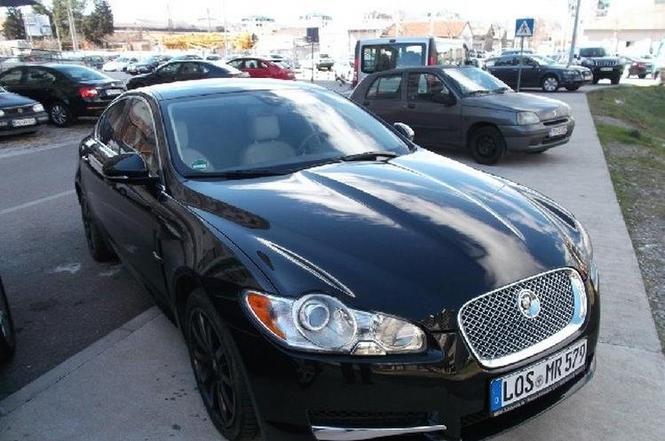 Jaguar  XF s -09