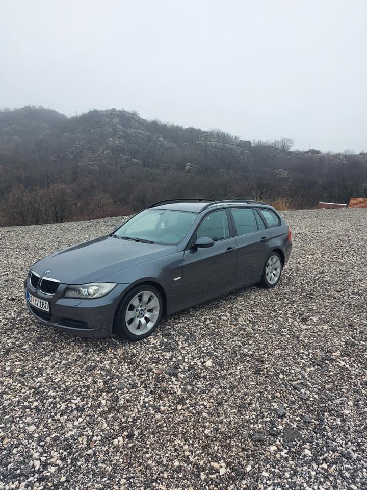 BMW-320D