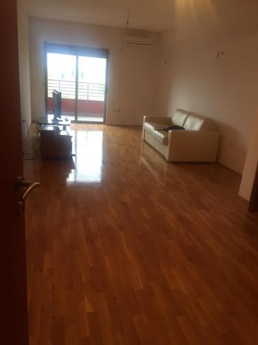 Dvosoban stan, 94 m2, IV sprat, iza Delte, 