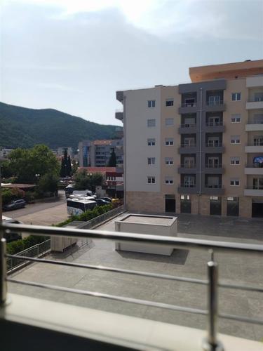 Stan u Budvi na super lokaciji