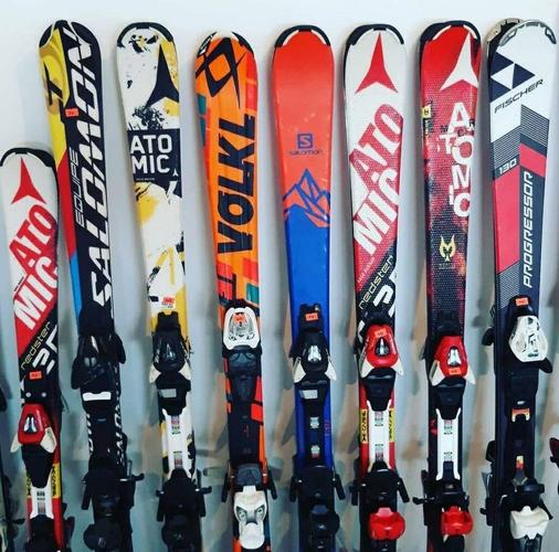 Iznajmljivanje i prodaja ski opreme