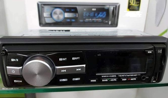 Auto muzika
