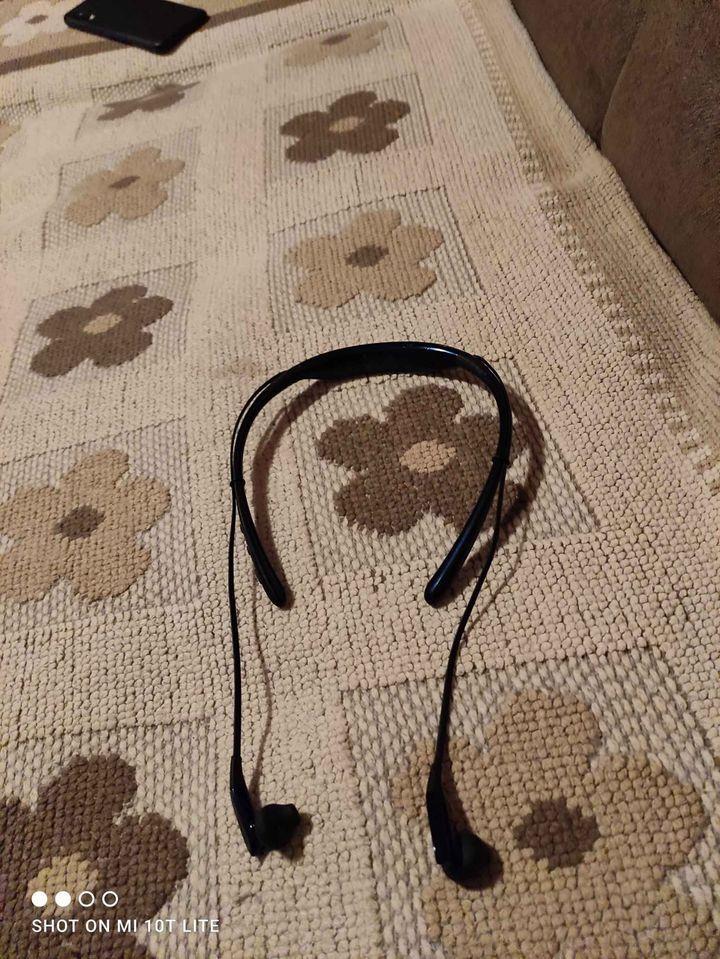 Bežične-slušalice-Samsung