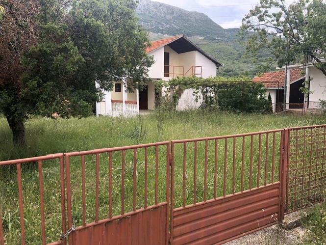 Prodajem kucu Dobre Vode