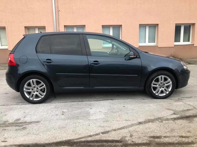 GOLF 5. 1.9. 77KW. 2007 god