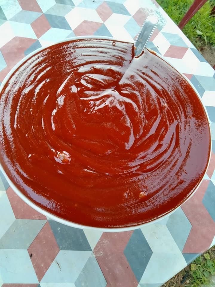 Prodajem-domaći-džem-od-šipuraka