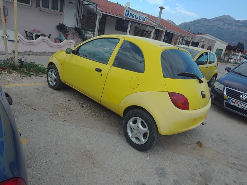Prodajem-ford-ka-1-0b-2001-god