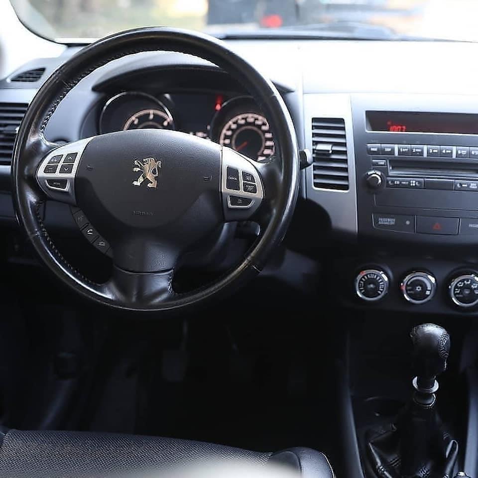 Peugeot-4007-2-2-Hdi-4x4