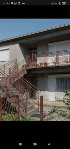 Izdavanje,Podgorica,Zagoric,trosoban namjesten stan,sprat ku