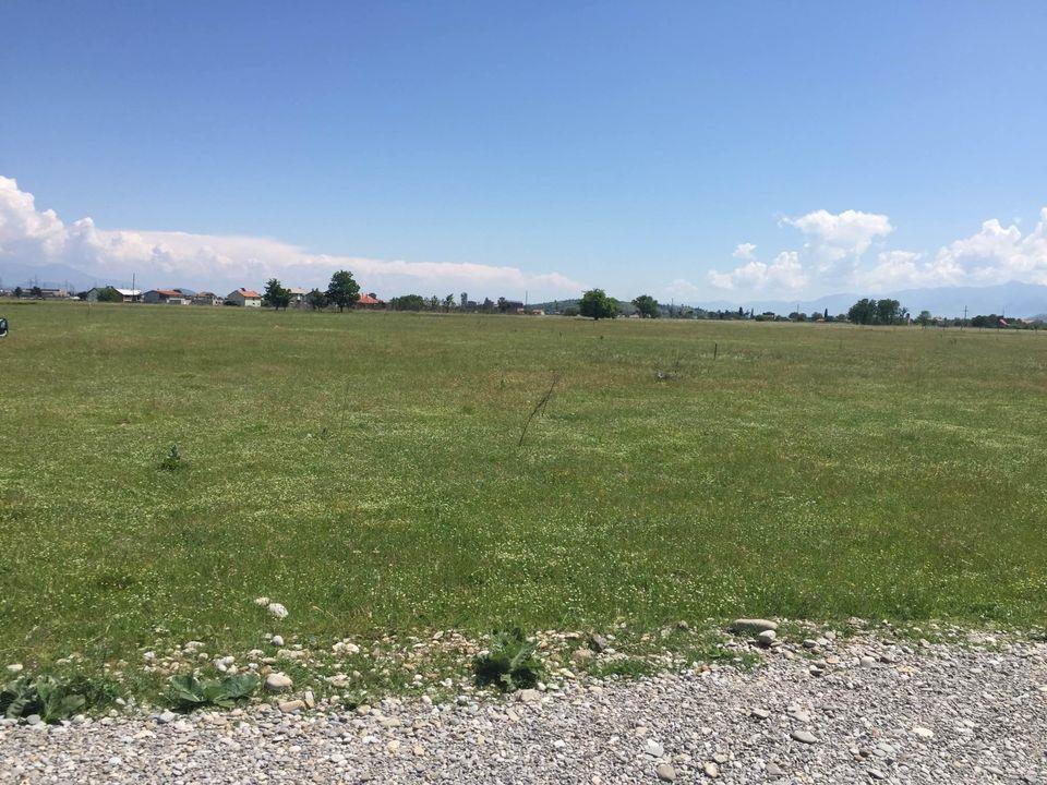 Prodajem-plac-1500m2-donja-Gorica-podgorica-sve-inf-u-inbox-