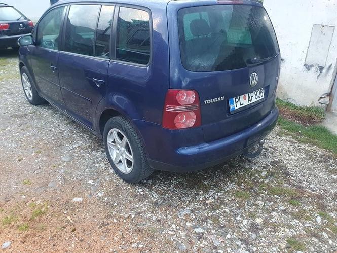 Touran 2.0 100kw reg Jo's 9 mjeseci 7 siceva