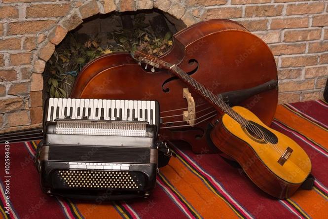 Muzika za doček svatova , svadbene proslave ,momačke i djevo