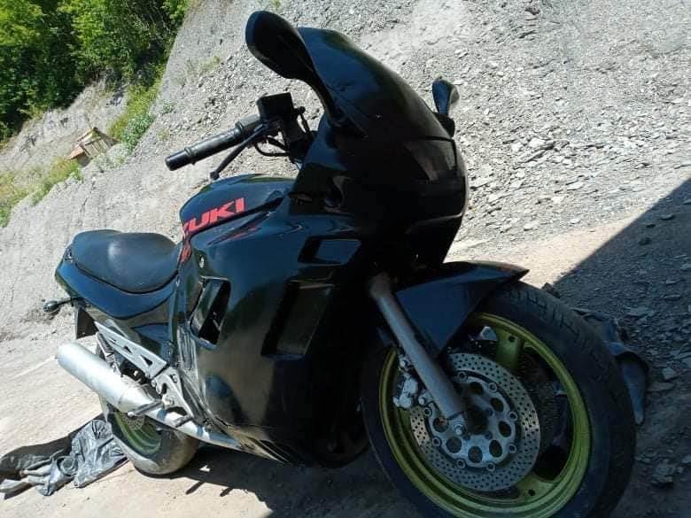 SuZuki-750-kubika-cg-papiri-moguća-razna-zamjena-069851800