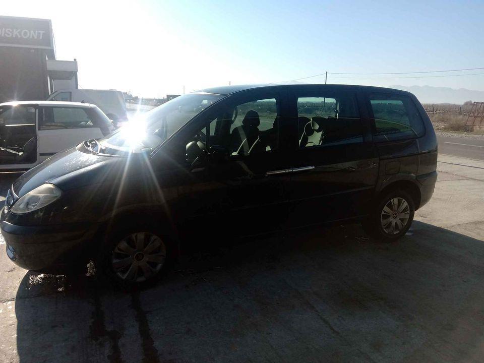 Citroen-c8-2004-god