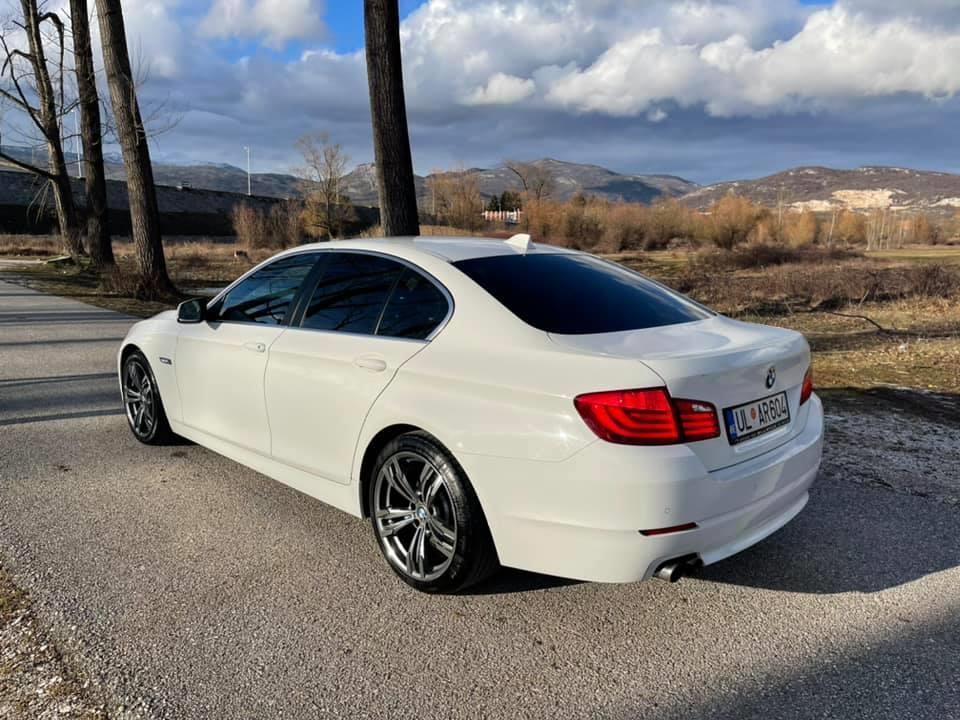 BMW-520d-2011g