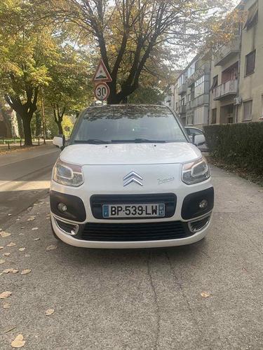 Citroen Picaso  1.6HDI     5500e