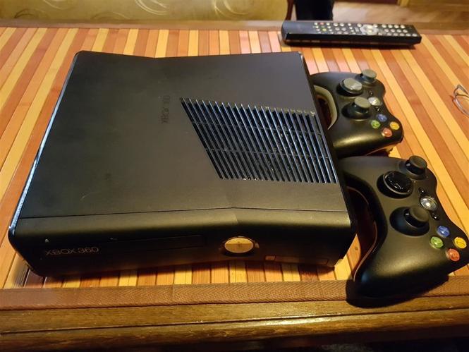 XBOX 360