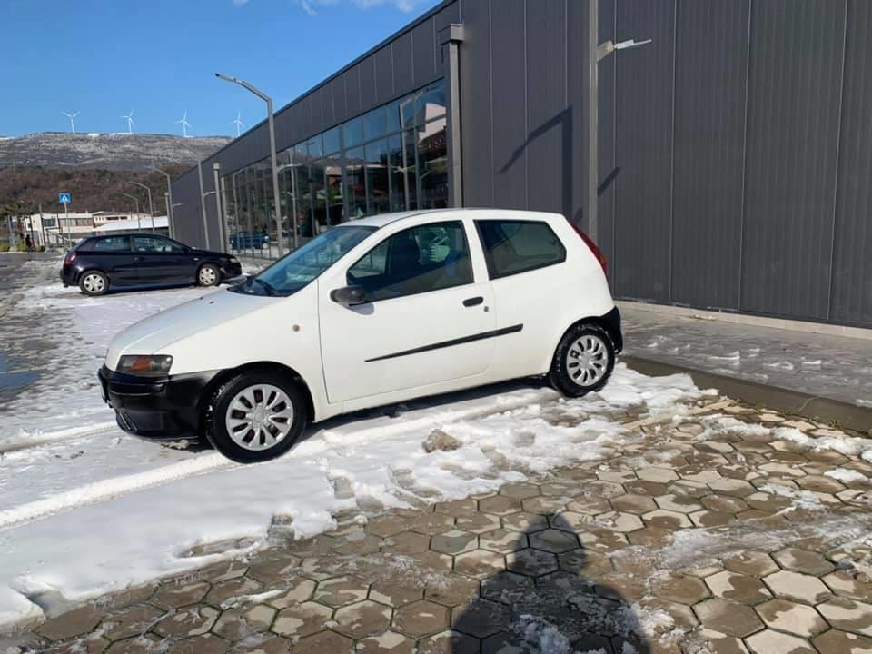 Fiat-Punto-1-9-Dizel