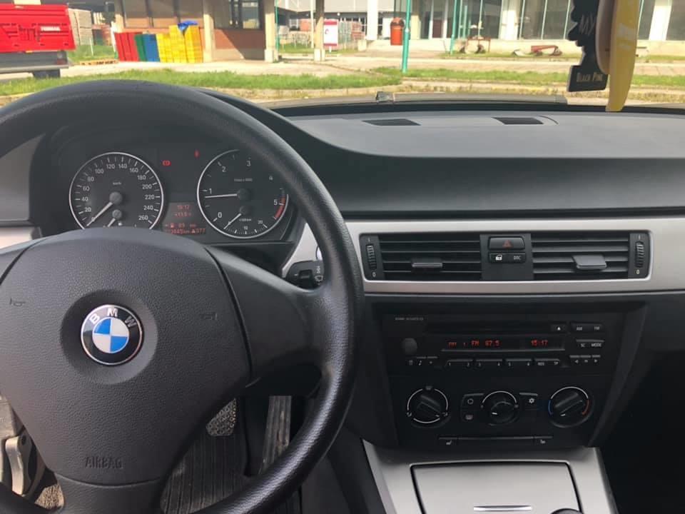 BMW-318D-E90