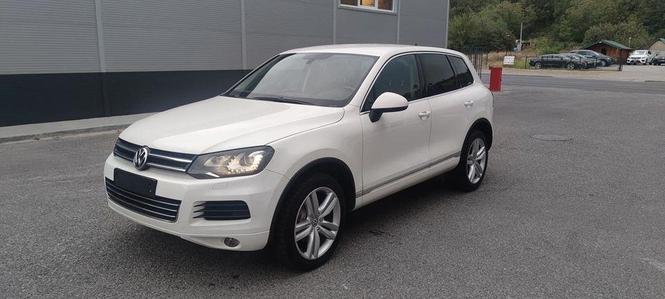 Touareg 3.0Tdi 240ks Bluemotion 2011god