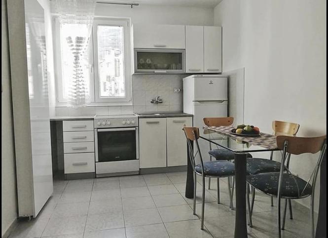 Jednosoban stan kod Max presiza, Budva