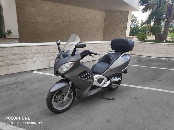 Malaguti Spyder max 500cc 2007"god.