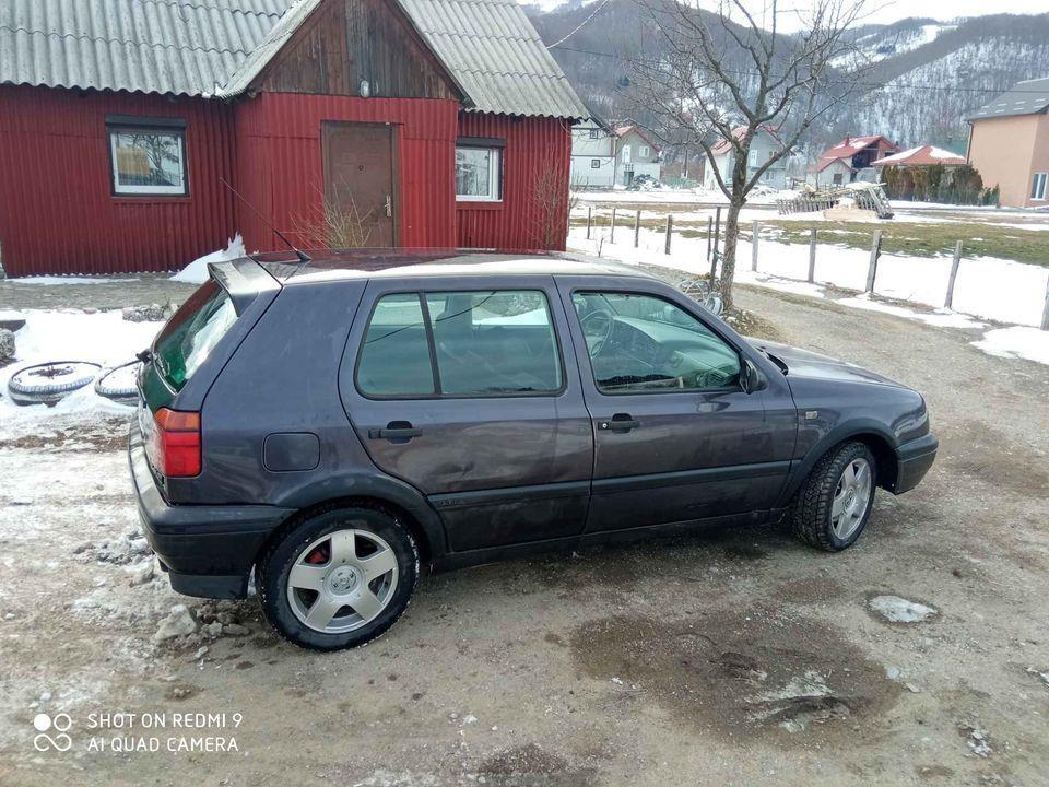 GOLF-3-2-0-8V-GTI-BENZIN-PLIN