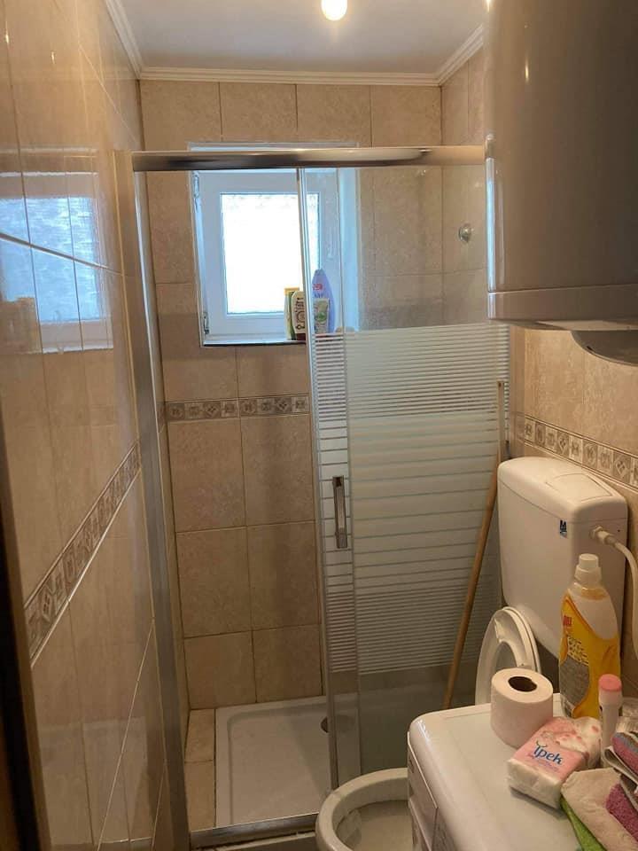 Prodaja-Podgorica-preko-Morace-namjestena-manja-garsonjera-r