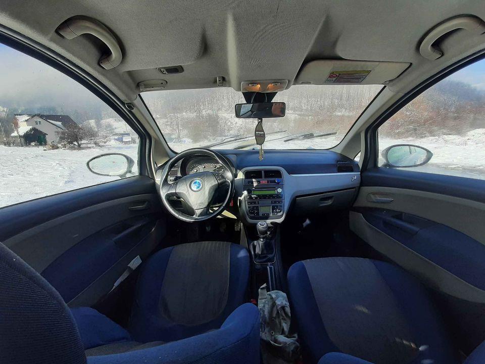 PRODAJEM--fiat-grande-punto-1-9-88kw