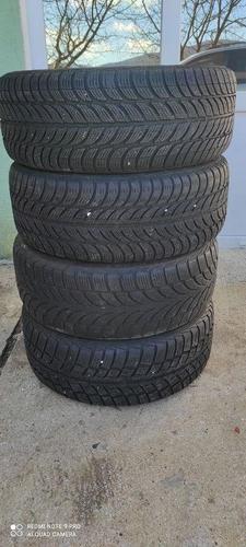 Celicne felne sa gumama i rotkapama 205 55 16 5x112