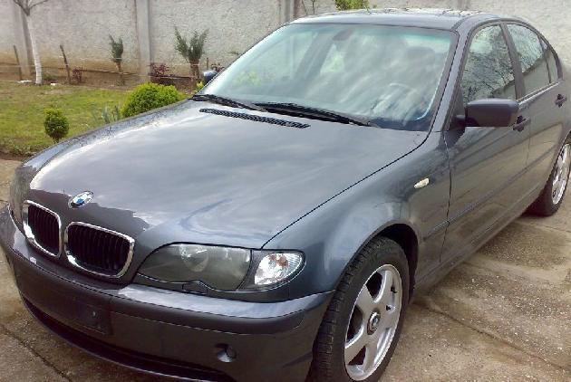BMW - 320
