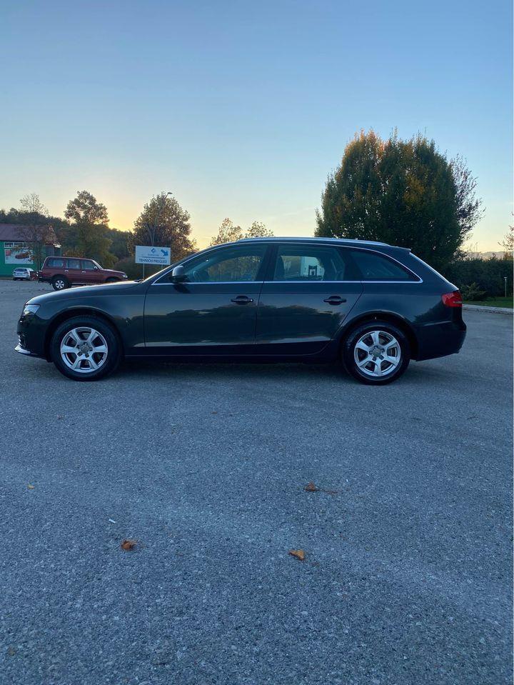 Audi-A4-2-0tdi-2009god