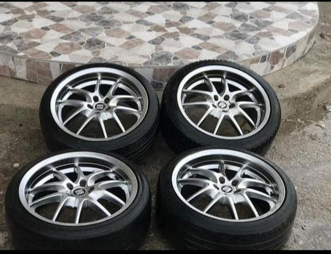 Prodajem felme 5*100
300€