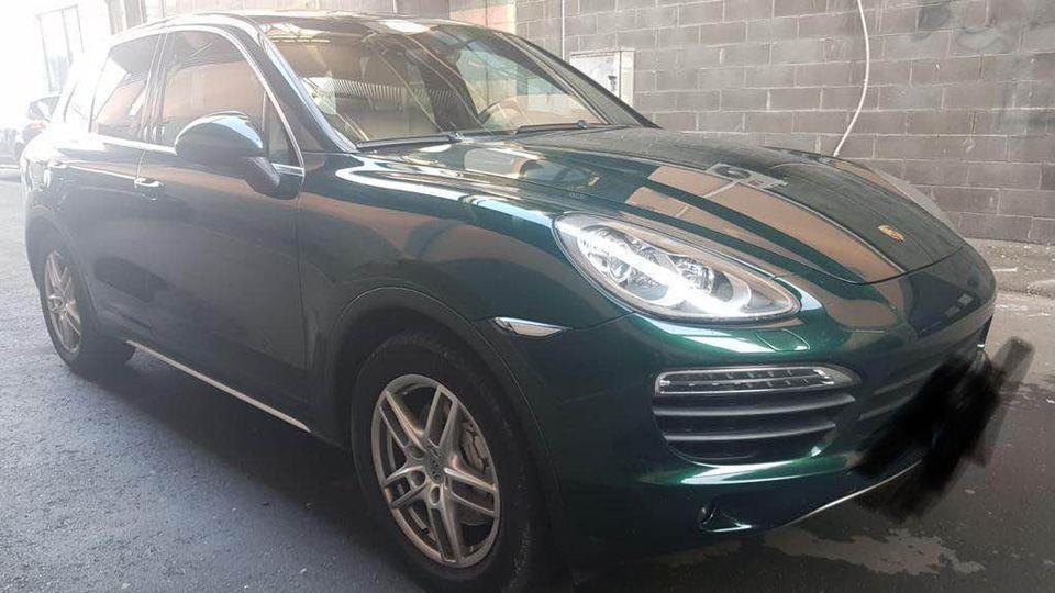 Porsche-cayenne-4-2-D