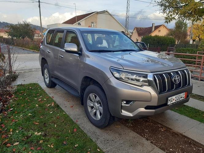 Toyota Land Cruiser